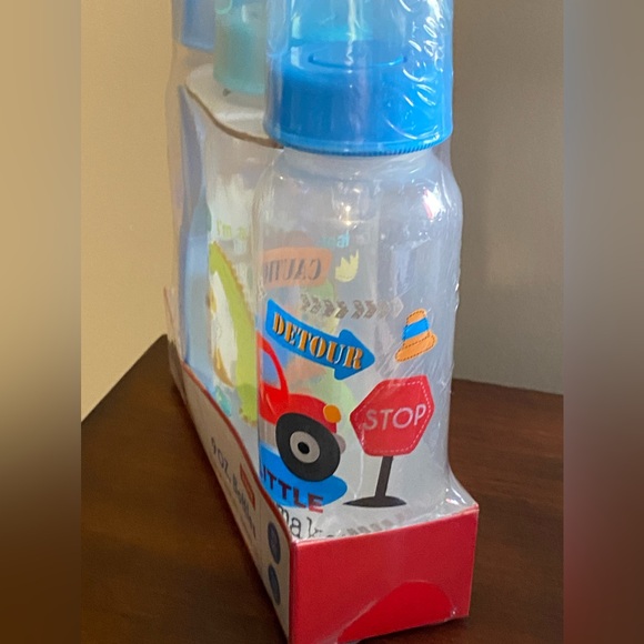 Kidgets 3 pack medium flow silicone nipple 9oz. Bottles NEW - Picture 5 of 6